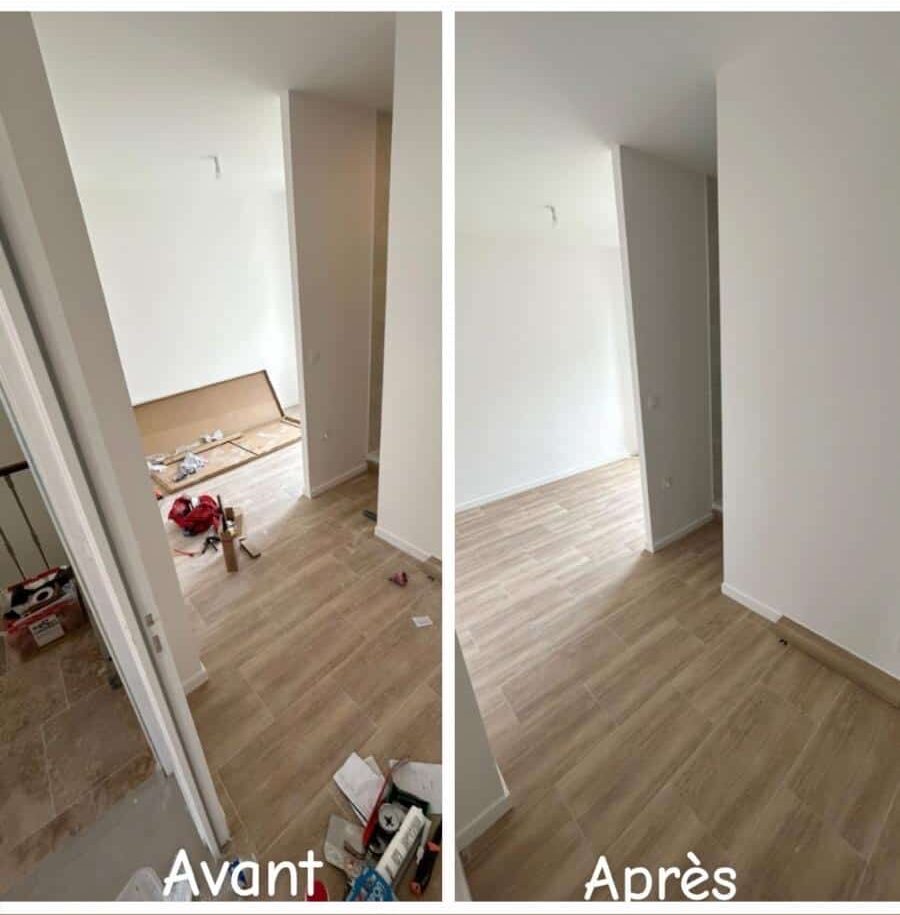 Rénovation intérieure Avant/Après. À gauche, chantier avec outils. À droite, pièce propre : sol carrelé bois, murs blancs, plinthes.